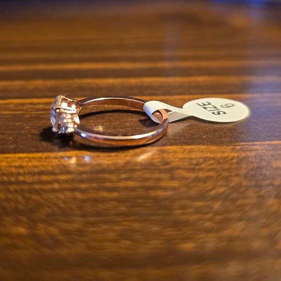 Fragrant Jewels Lovely Pink Ring - Picture 4 of 7